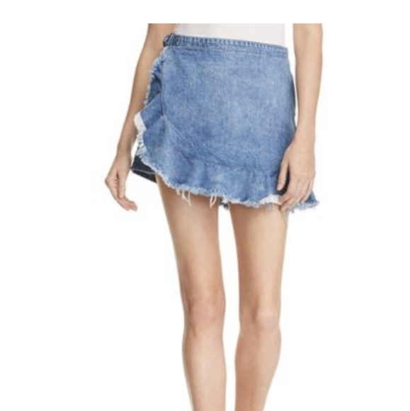 Brand new DL1961 denim skort Small